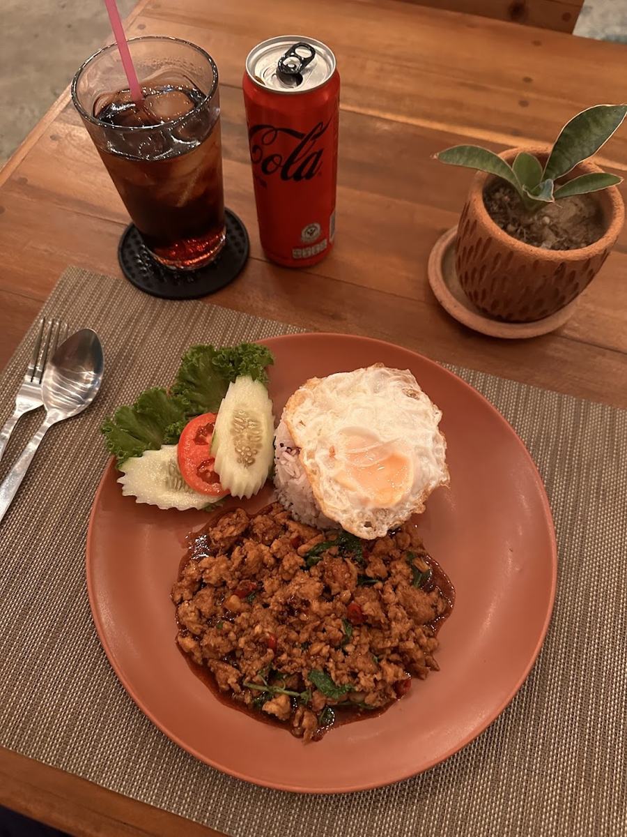 Coffee, tea and soft drinks at Crash